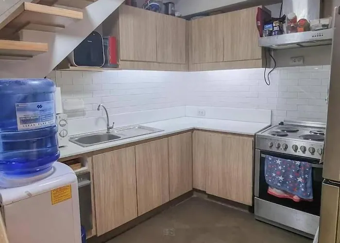 Apartment Lovely 2br Loft In Bgc For 6 Pax